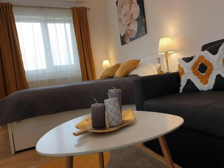 Max Studio Sancraiu de Mures ภายนอก รูปภาพ